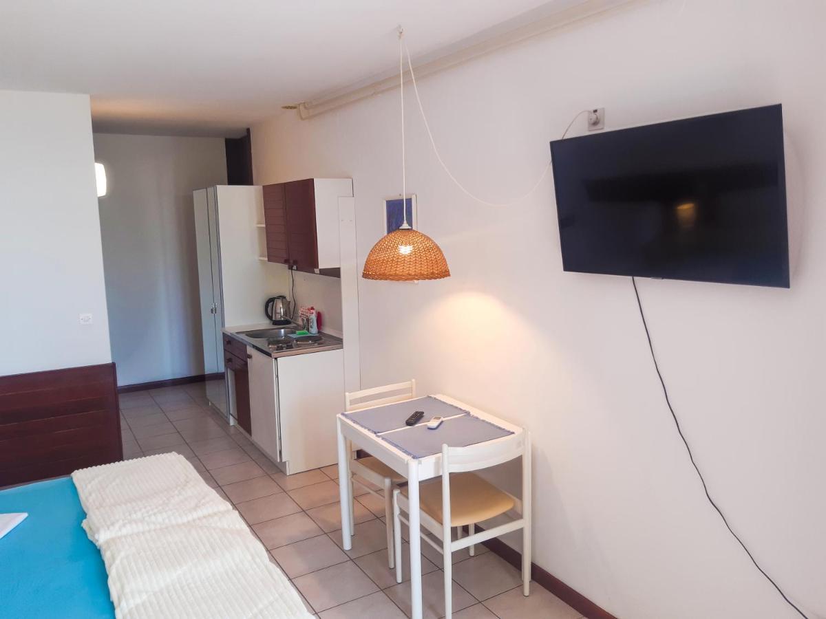 Apartmani Jutro ノヴァリャ エクステリア 写真